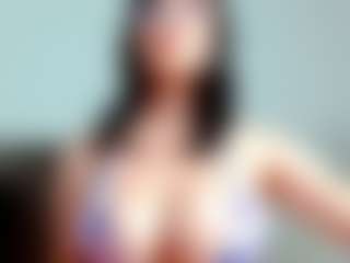 Kittyeyess's Live Sex Cam Show