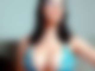 Live cam show with Kittyeyess - Athletic Teen (18+) on Hubzter Live