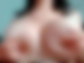 Kittyeyess's Live Sex Cam Show
