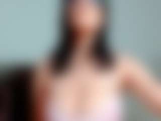Kittyeyess's Live Sex Cam Show