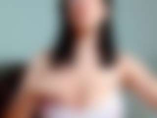 Kittyeyess's Live Sex Cam Show