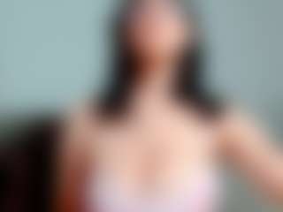 Kittyeyess's Live Sex Cam Show