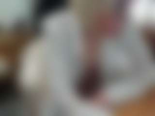 Live cam show with Victoria68xx - Hairy Pussy on CamwithHer