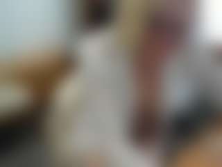 Live cam show with Victoria68xx - Middle Aged on SinfulBabes