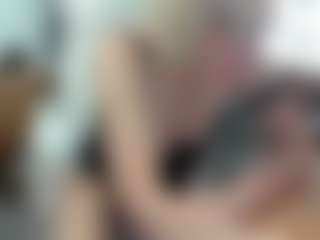 Live cam show with Victoria68xx - Granny Dildo on sexylive.show