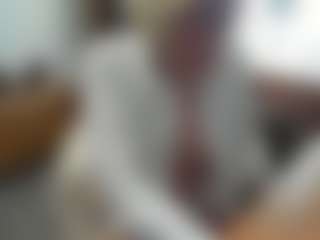 Live cam show with Victoria68xx - Granny MILF on Camsoda
