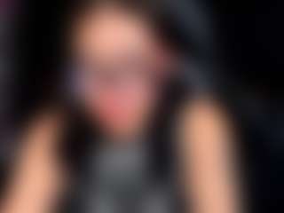 Live cam show with annie-ackerman - Glasses on crypto-cams