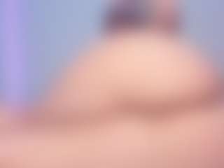 Live cam show with Lady afrodita - Solo on liverealitysex.com