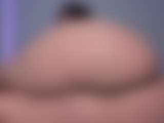 Live cam show with Lady afrodita - Lush Latina on Mixed Magazine Live | colombia