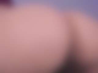 Live cam show with Lady afrodita - Smoking on xfollow cams