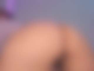 Spettacolo in cam dal vivo con Lady afrodita - Fingering Latina su Camsoda | colombia