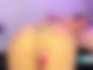 Live cam show with sasha-sweett - Facial on Camsoda