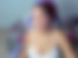 Live cam show with Zendaya - Facial Piercings on Camsoda