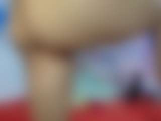 Live cam show with CloeLeee - Double Penetration on Hubzter Live