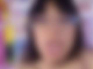 Live cam show with CloeLeee - Pornstar Asian on liverealitysex.com