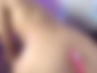 Live cam show with CloeLeee - Lush on chickslive.net