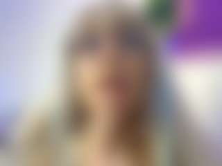 Live cam show with CloeLeee - Smoking on Streamer API