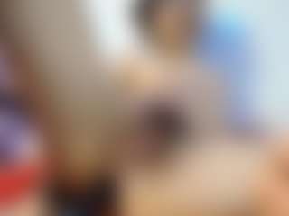 Live cam show with CloeLeee - Smoking on Gym Cam Girls