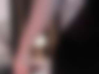 Nadia-saadiK1 MILF webcam performer live streaming