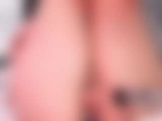 Live cam show with Nadia-saadiK1 - Mature on Pornisteam.com