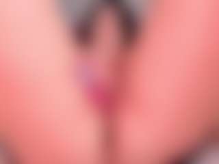 Live cam show with Nadia-saadiK1 - Mature on Camsoda