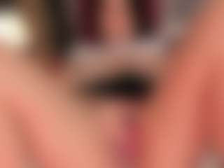 Live cam show with Nadia-saadiK1 - Striptease MILF on Uber Horny