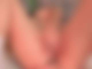 Live cam show with Nadia-saadiK1 - Amateur Mature on SxyPornLive