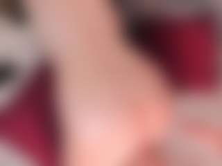 Nadia-saadiK1 MILF webcam performer live streaming