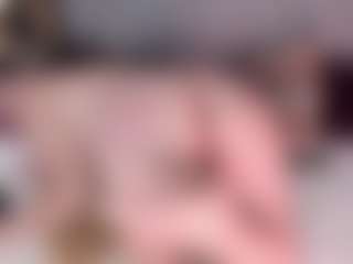 Live cam show with Nadia-saadiK1 - Camel Toe on crypto-cams