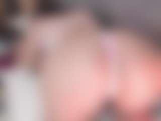 Live cam show with Nadia-saadiK1 - Dildo Or Vibrator MILF on Gym Cam Girls