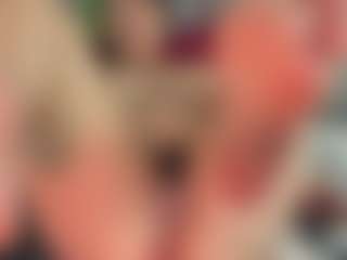 Live cam show with Nadia-saadiK1 - Control on https://playwithruby.com