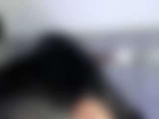 Live cam show with Nadia-saadiK1 - Facial on Camsoda