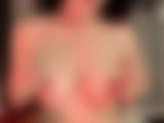 Live cam show with Nadia-saadiK1 - Striptease MILF on Milfs Live