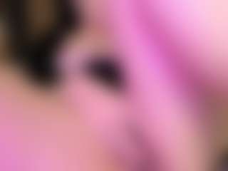 Nadia-saadiK1 MILF webcam performer live streaming