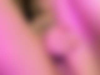 Nadia-saadiK1 MILF webcam performer live streaming