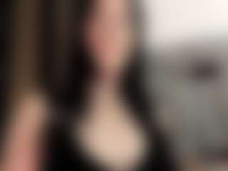 Nadia-saadiK1 MILF webcam performer live streaming
