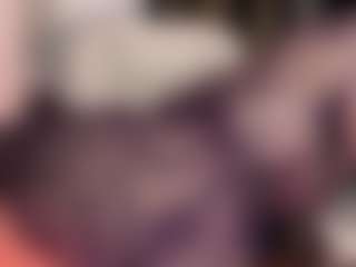 Live cam show with Nadia-saadiK1 - Striptease MILF on Dare Cams