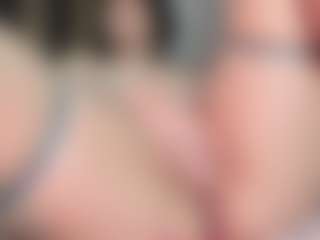 Live cam show with Nadia-saadiK1 - Squirt Mature on Camsoda