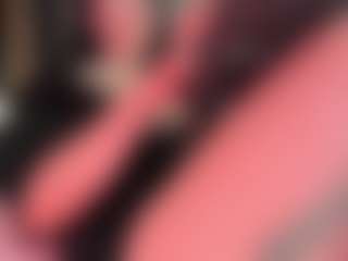 Nadia-saadiK1 MILF webcam performer live streaming
