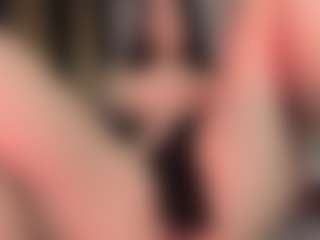 Nadia-saadiK1 MILF webcam performer live streaming