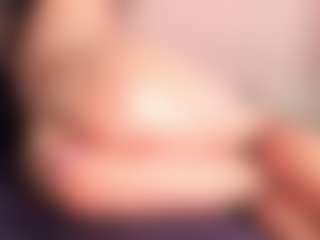 Live cam show with Nadia-saadiK1 - Squirt Mature on WildCum