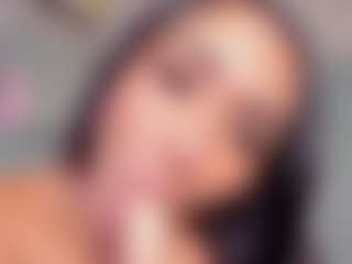Sofii-James's Live Sex Cam Show