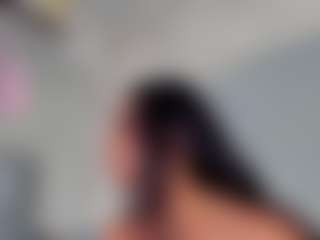 Sofii-James's Live Sex Cam Show