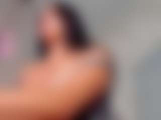 Sofii-James's Live Sex Cam Show