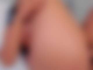 Live cam show with Sofii-James - Sexydance on Fling VIP Chat
