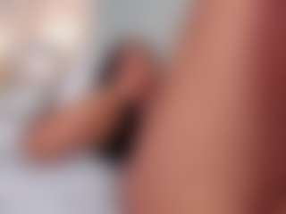 Sofii-James's Live Sex Cam Show