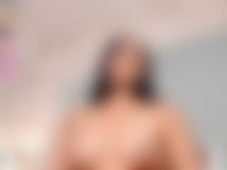 Live cam show with Sofii-James - Small Tits on Milfs Live