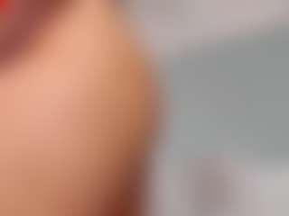 Sofii-James's Live Sex Cam Show