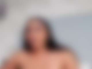 Sofii-James's Live Sex Cam Show