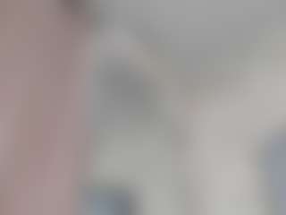 Live cam show with Sofii-James - Petite on CamwithHer